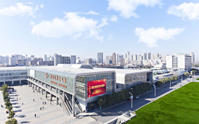 即日起，五一小長假汽車票開始預售